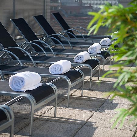 Hotel Neomagna Madryt Zewnętrze zdjęcie