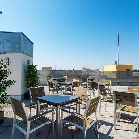 Hotel Neomagna Madryt Zewnętrze zdjęcie