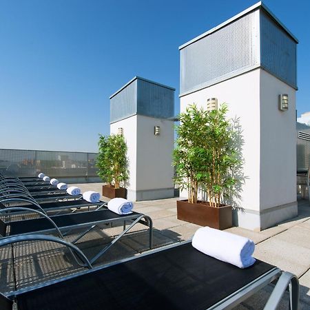 Hotel Neomagna Madryt Zewnętrze zdjęcie