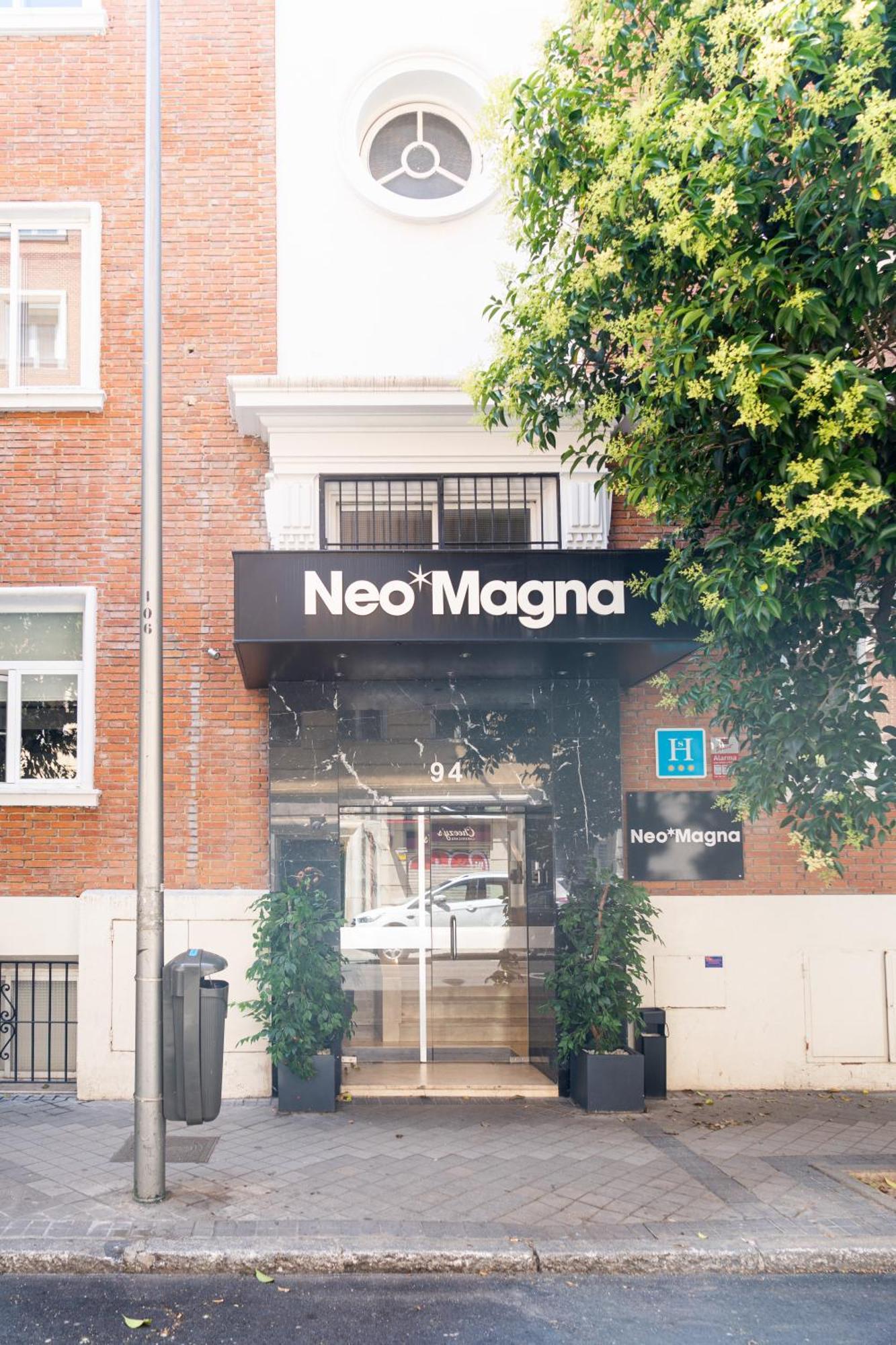 Hotel Neomagna Madryt Zewnętrze zdjęcie